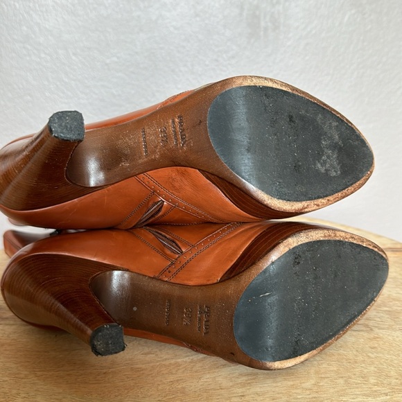 Prada Lace-up Leather Boots, size 39 1/2 - Picture 5 of 6